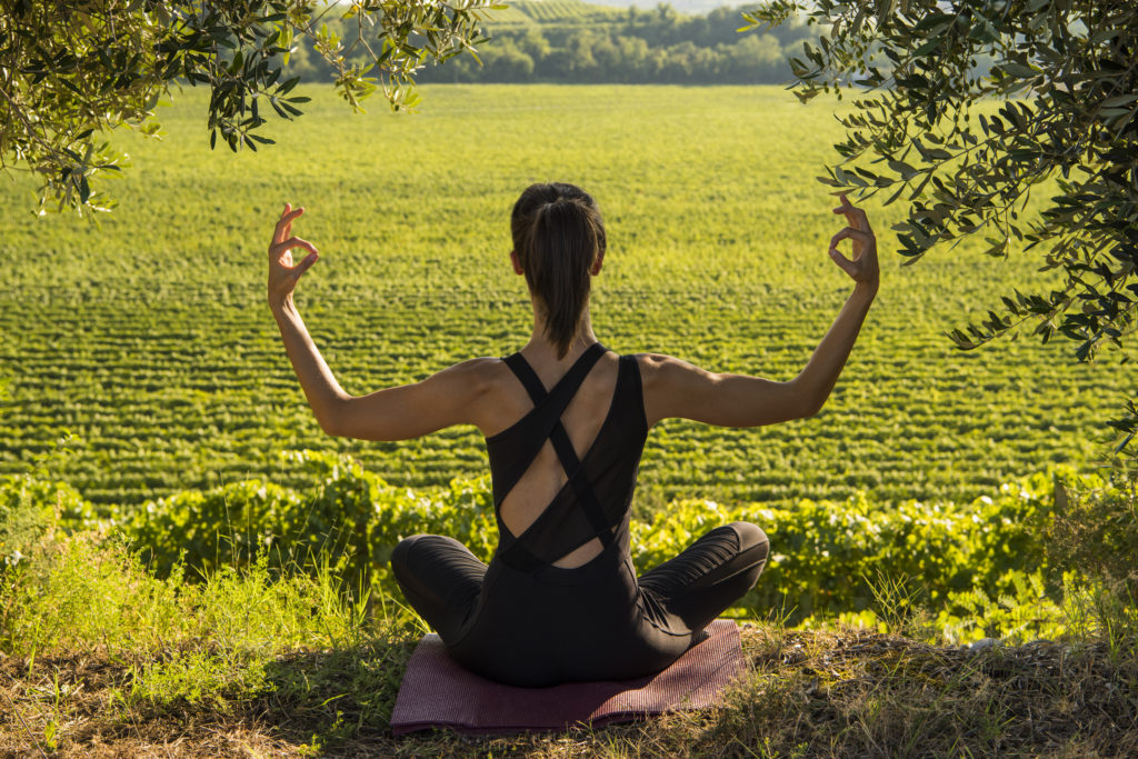 Yoga al tramonto a Custoza